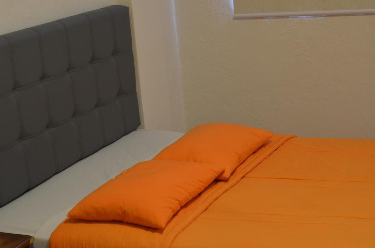 Hostal Siberia קואנקה מראה חיצוני תמונה